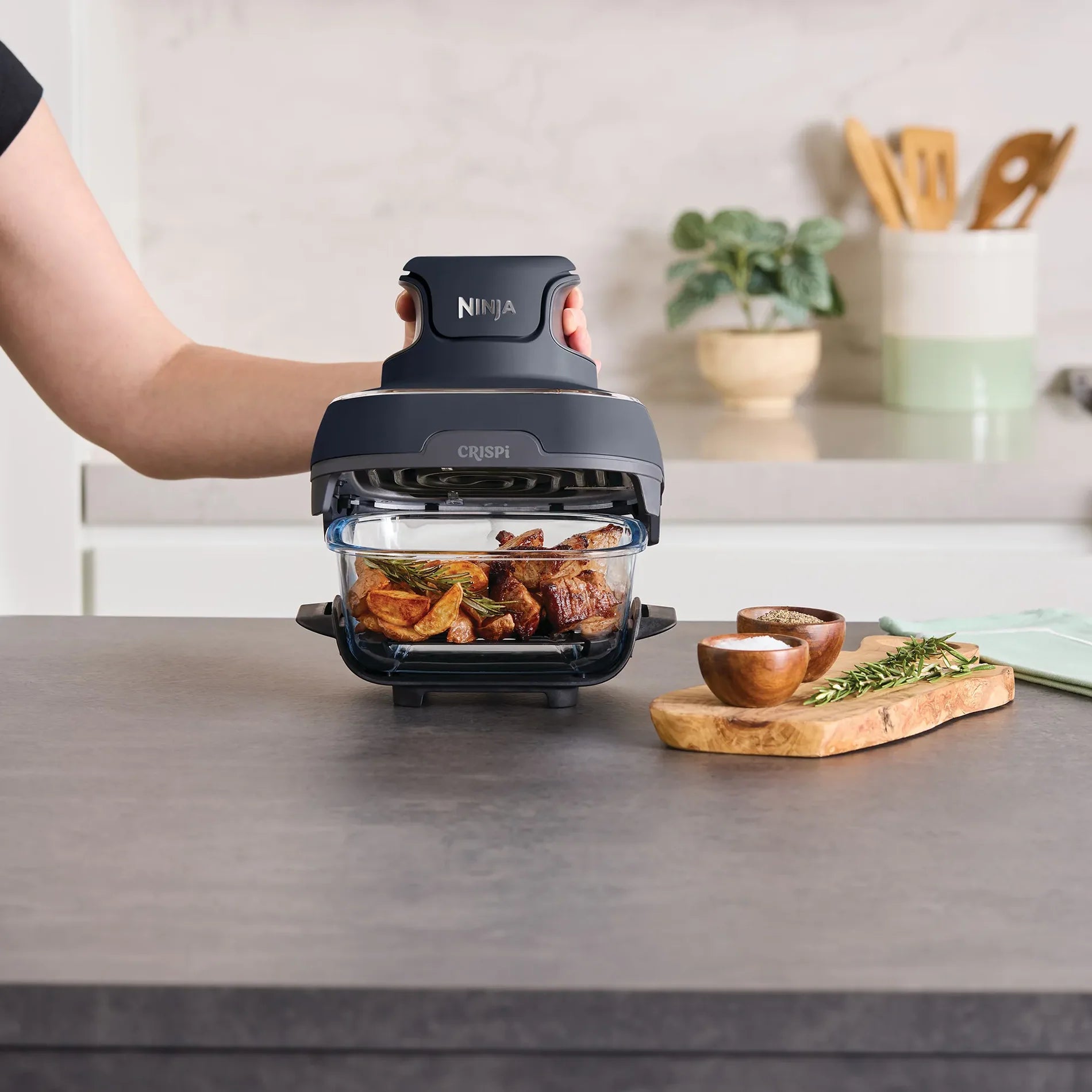 Ninja Crispi 4-in-1 Portable Glass Air Fryer